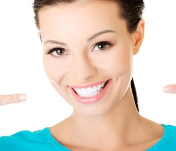 Virginia Biological Dentistry discusses the advantages of whitening teeth